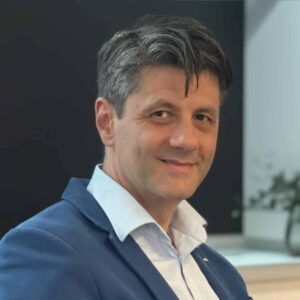 Fachspezifikum NLPt Fachspezifikum NLPt | CatalinZaharia e1771228729118 Psychotherapeutisches Fachspezifikum NLPt beim ÖTZ-NLP Wien